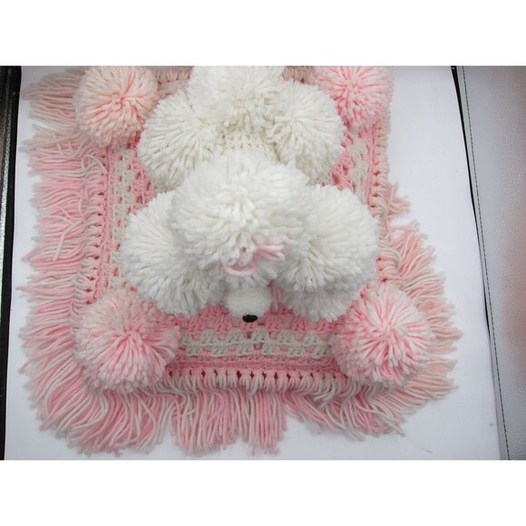 Adorable Vintage Handmade Pom-Pom Poodle Dog On Pink Crochet Mat With Fringe - U - Picture 6 of 10